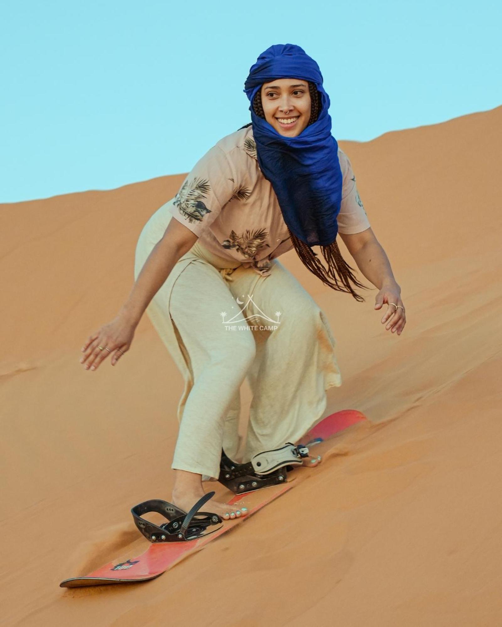 The White Camp - Your Merzouga Luxury Desert Camp & Erg Chebbi Dunes Camel Riding Eksteriør billede