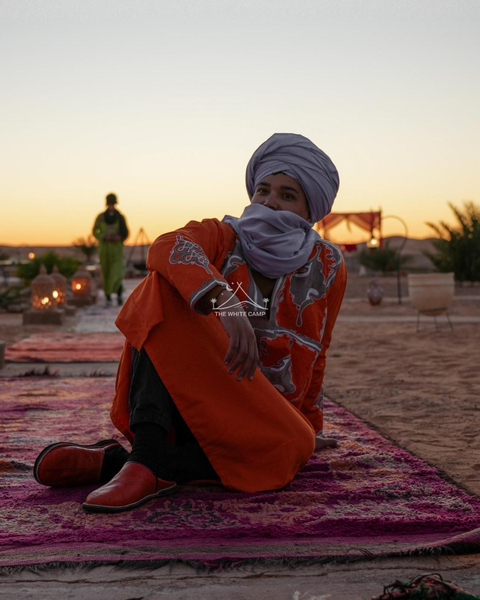 The White Camp - Your Merzouga Luxury Desert Camp & Erg Chebbi Dunes Camel Riding Eksteriør billede