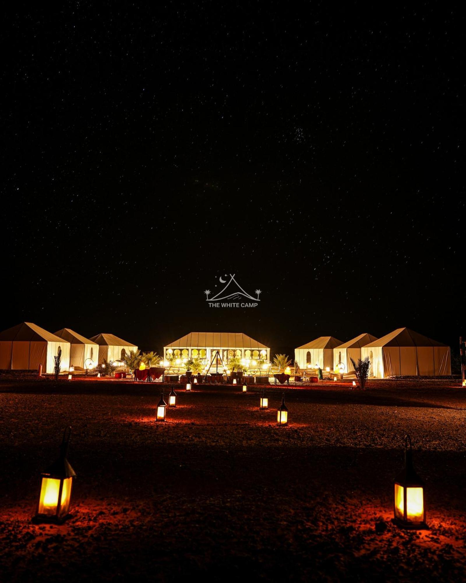 The White Camp - Your Merzouga Luxury Desert Camp & Erg Chebbi Dunes Camel Riding Eksteriør billede